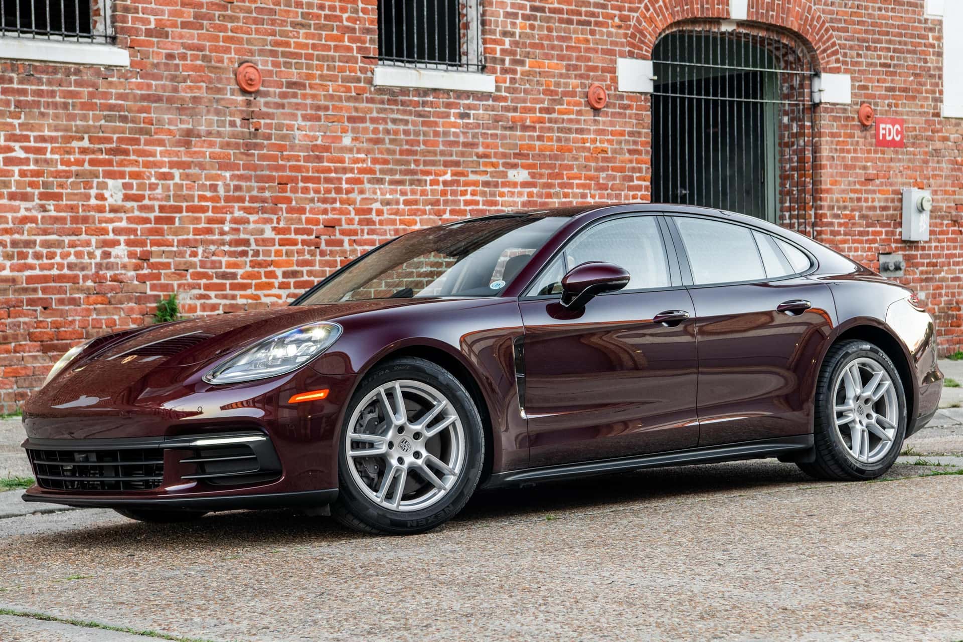 2018 Porsche Panamera sold for $32,750