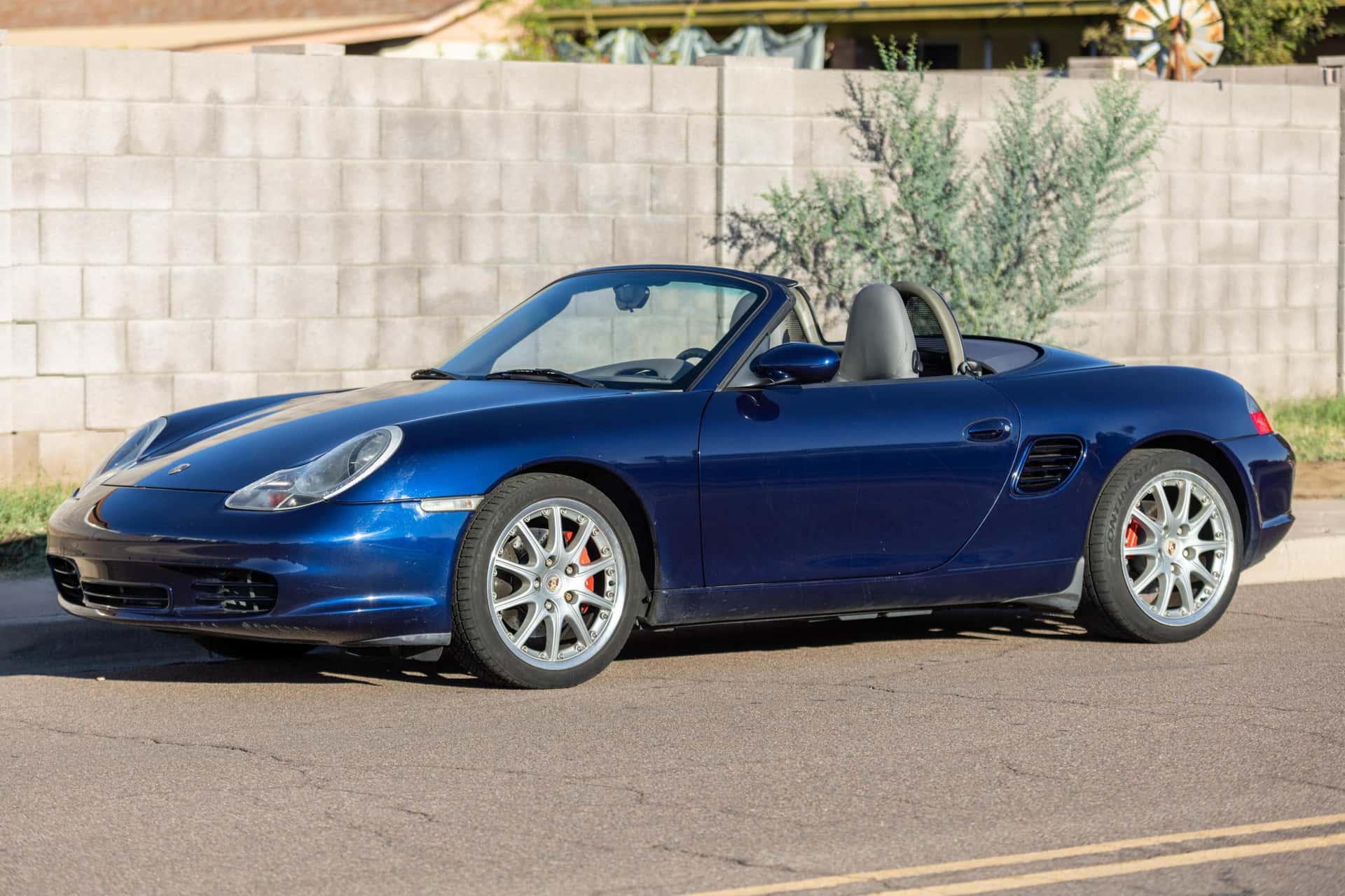 2003 Porsche 986 Boxster sold for $16,750