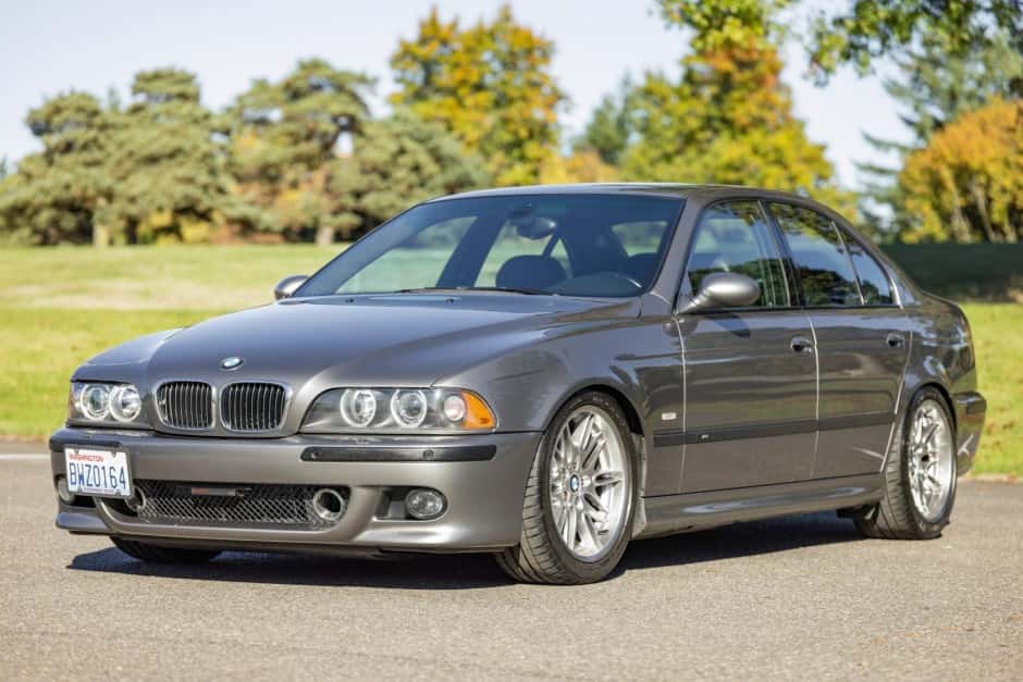 2002 BMW E39 M5 sold for $29,395