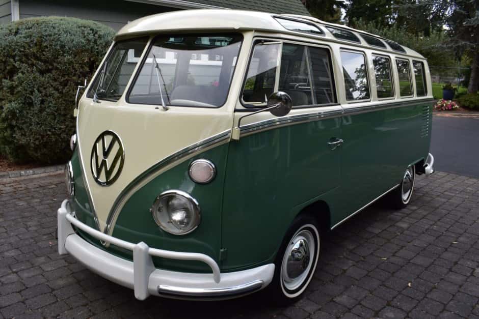 1967 Volkswagen Split-Window Bus sold for $102,268