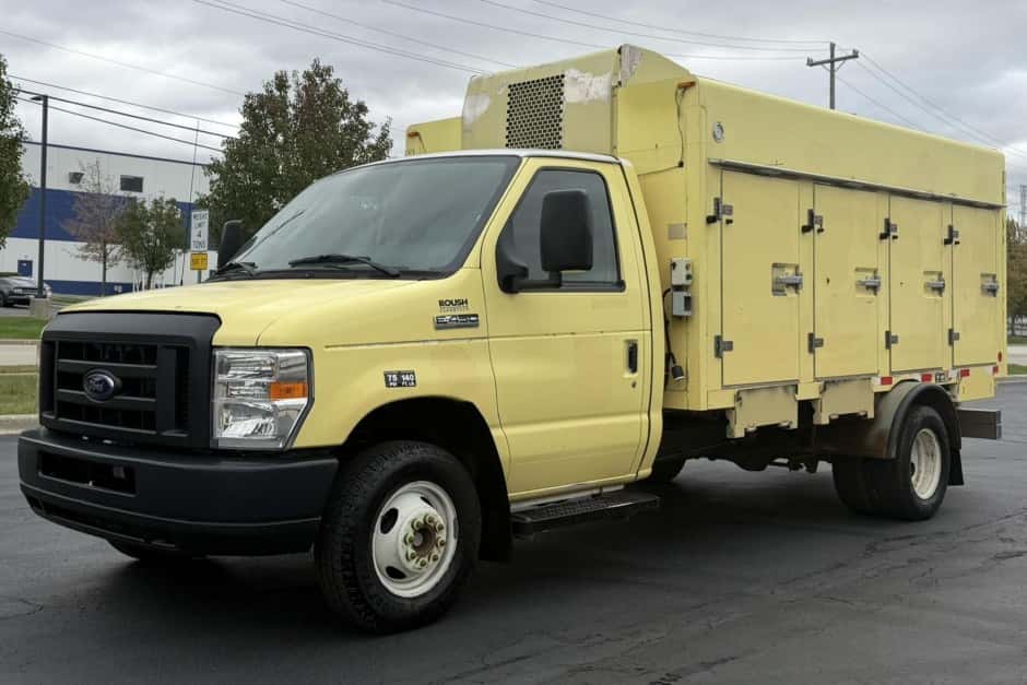 2019 Ford Econoline Van sold for $4,000