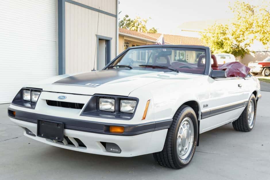 1986 Ford Fox-Body Mustang sold for $13,286