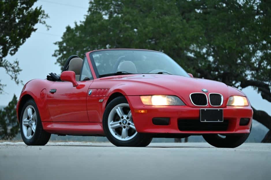 2000 BMW Z3 sold for $5,100