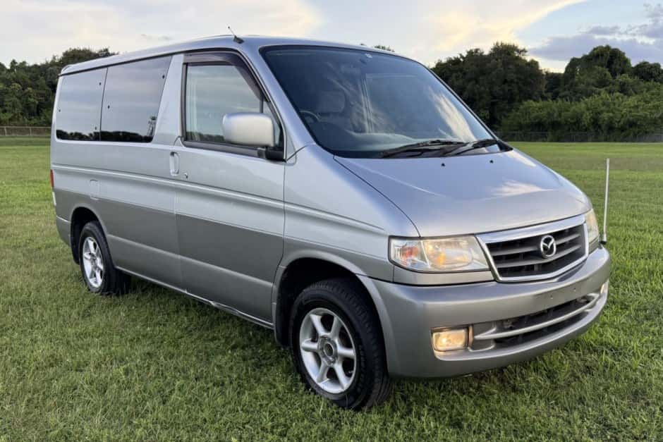 2000 Mazda Bongo sold for $7,200