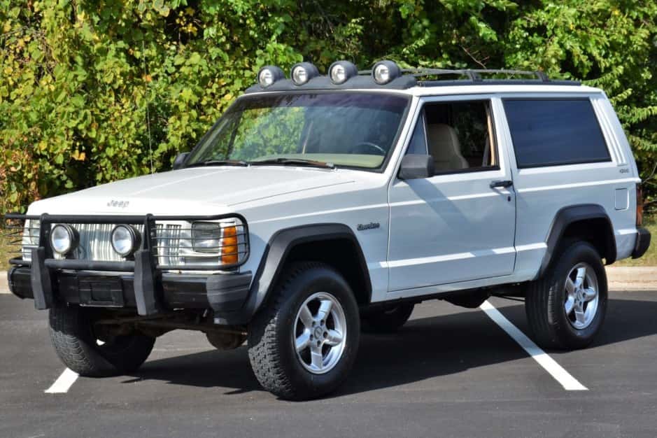 1996 Jeep XJ Cherokee sold for $6,500