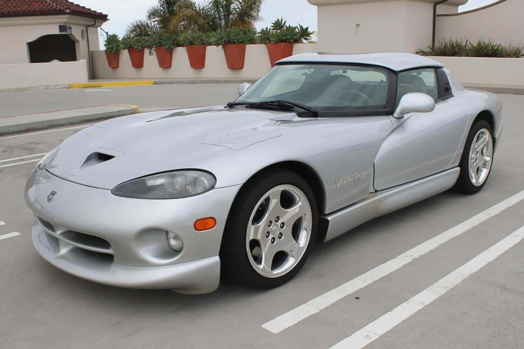 1999 Dodge Viper sold for $35,500