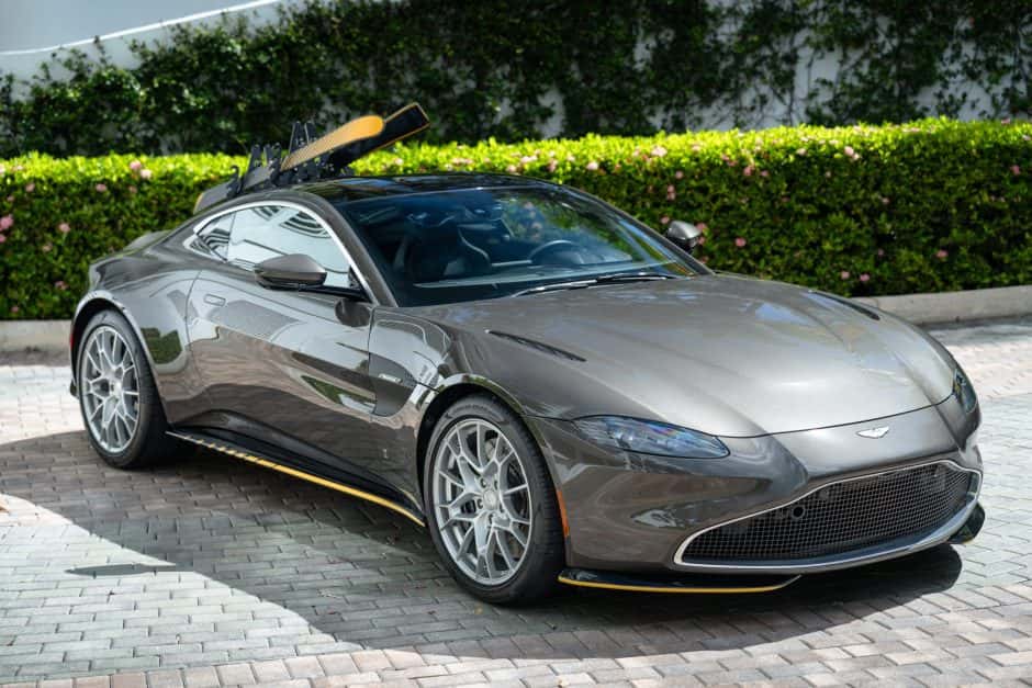 2021 Aston Martin V8 Vantage (2006+) sold for $133,000