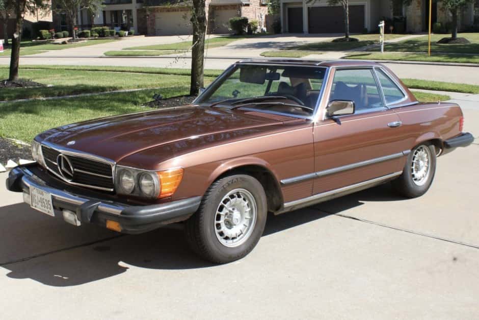 1979 Mercedes-Benz R107 SL sold for $9,500