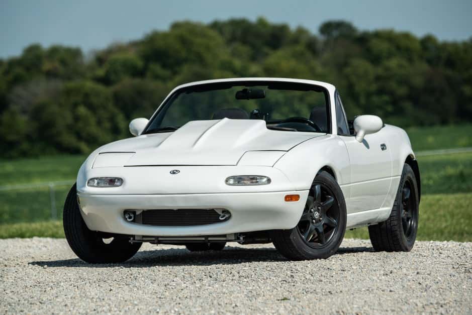 1996 Mazda NA MX-5 Miata sold for $7,100