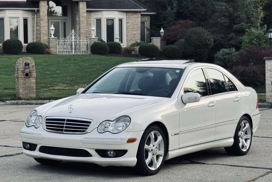 2007 Mercedes-Benz W203 C-Class sold for $13,500