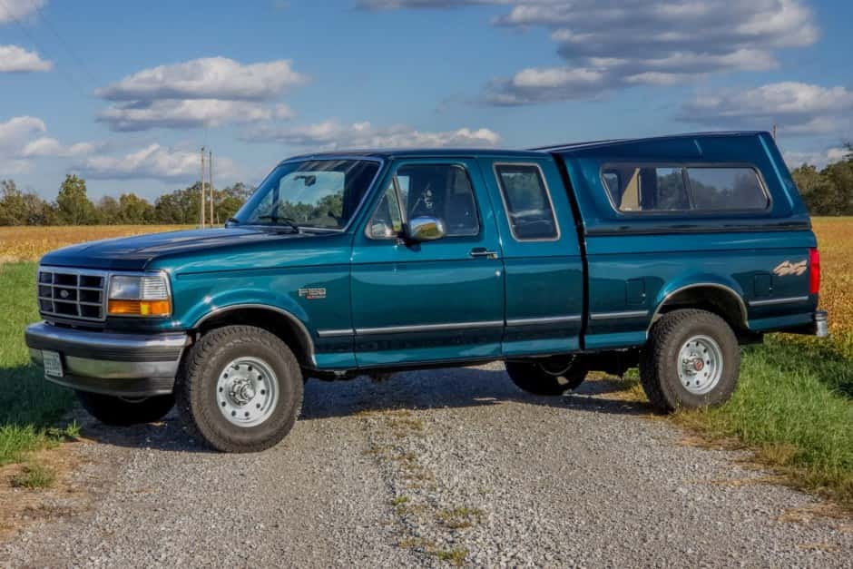 1994 Ford F-Series 1992-1997 sold for $20,500