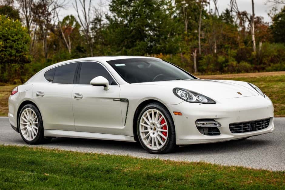 2012 Porsche Panamera sold for $45,250
