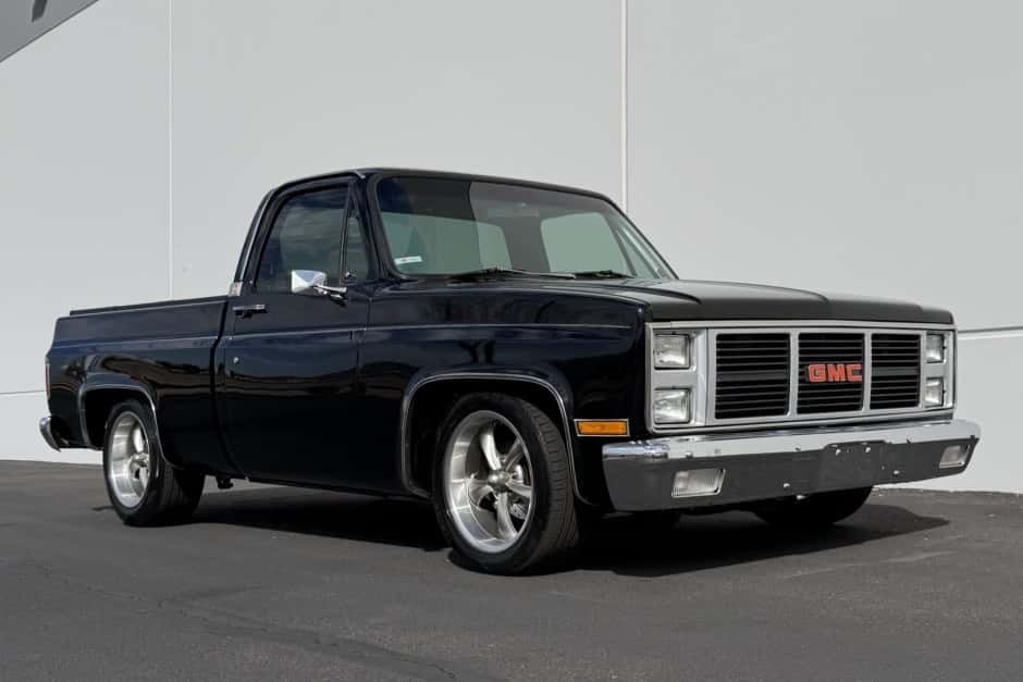 1984 GMC C/K 1973-1991 sold for $13,500