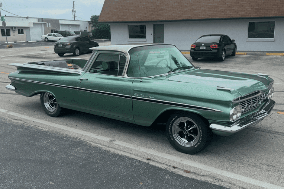 1959 Chevrolet El Camino sold for $35,000