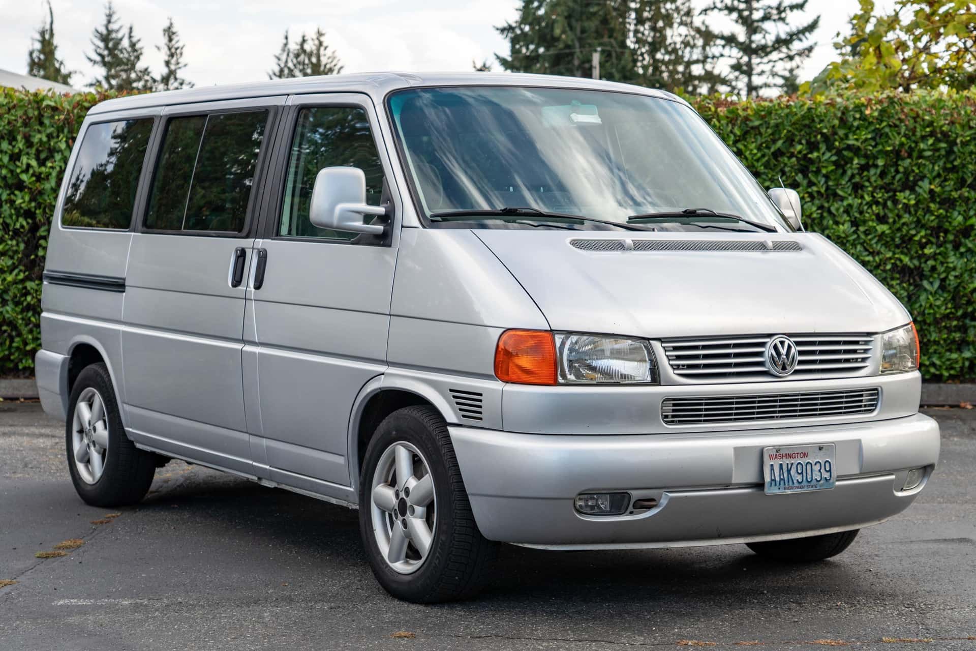2003 Volkswagen Eurovan sold for $4,815