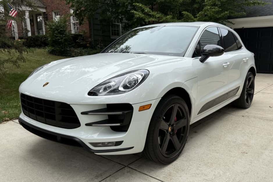 2016 Porsche Macan sold for $28,250
