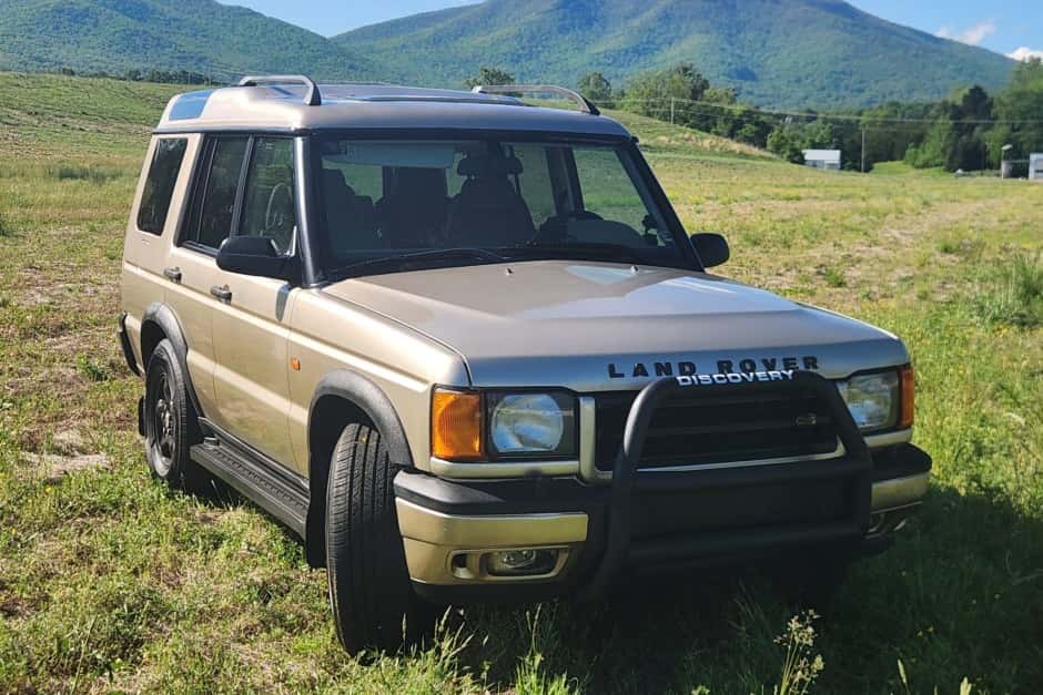 2000 Land Rover Discovery II sold for $16,250