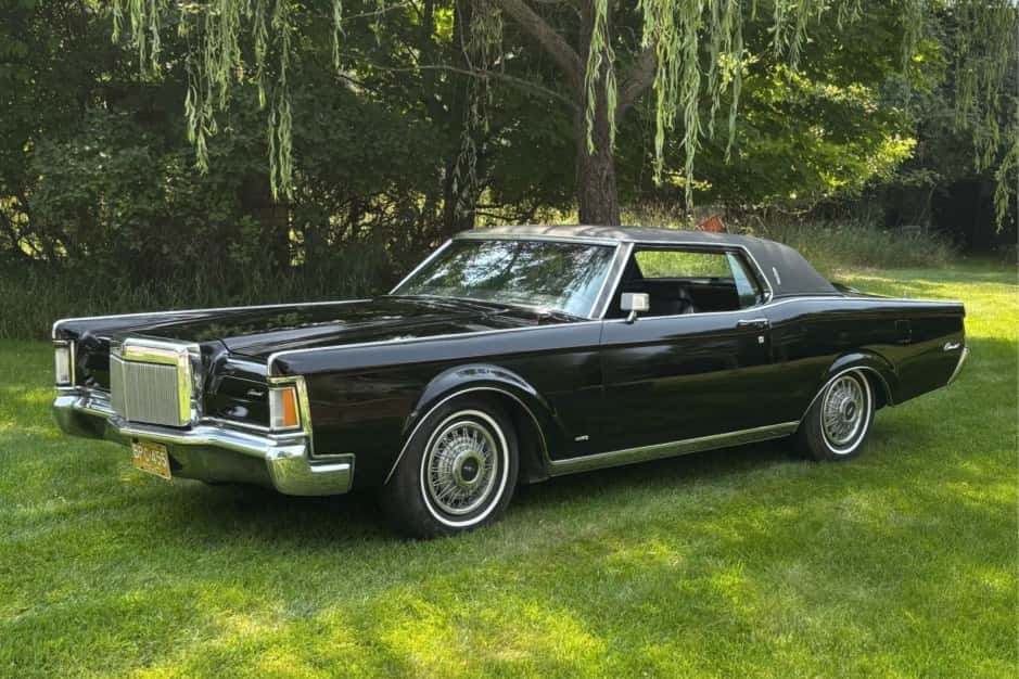 1970 Lincoln Continental Mark III (1969-1971) sold for $6,700