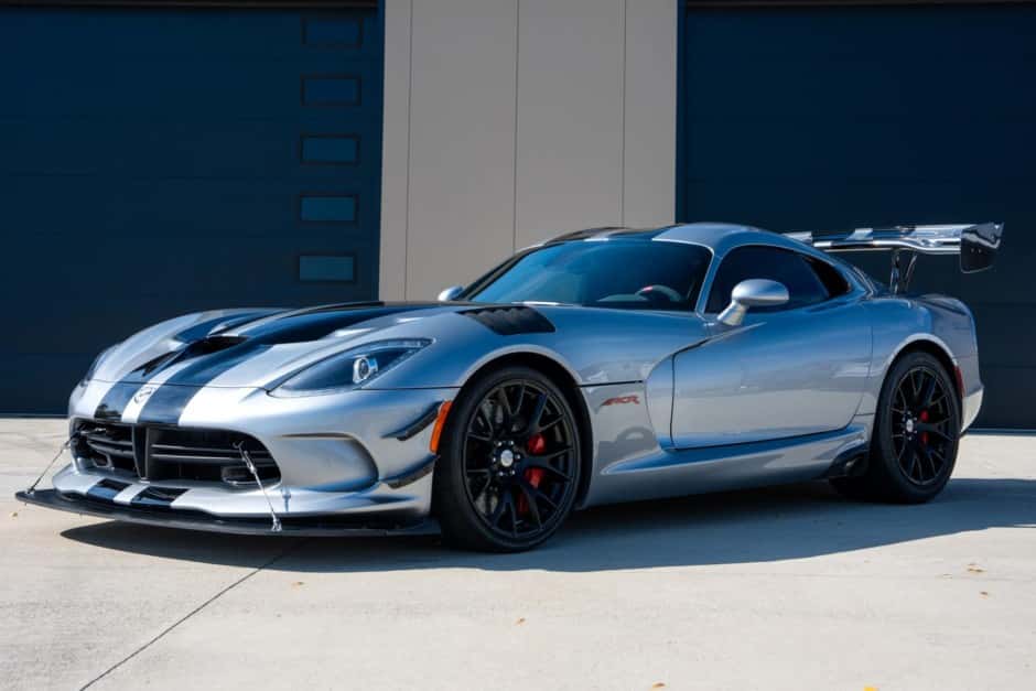 2016 Dodge Viper (2013-2017) sold for $238,000
