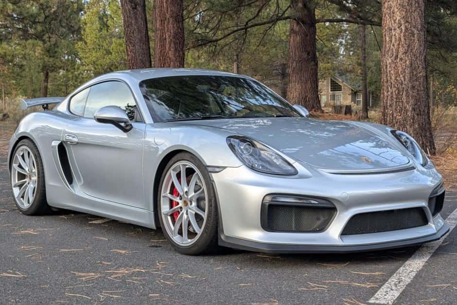 2016 Porsche Cayman GT4 sold for $80,000
