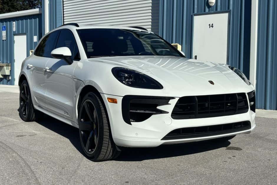 2021 Porsche Macan sold for $48,750