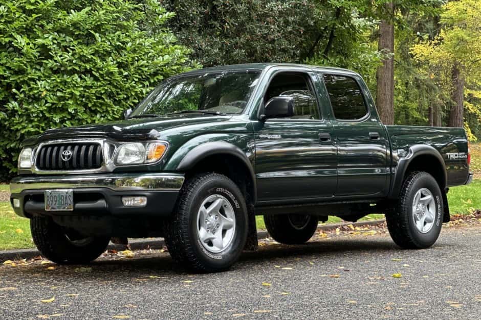 2004 Toyota Tacoma (N1X0 1995-2005) sold for $29,999