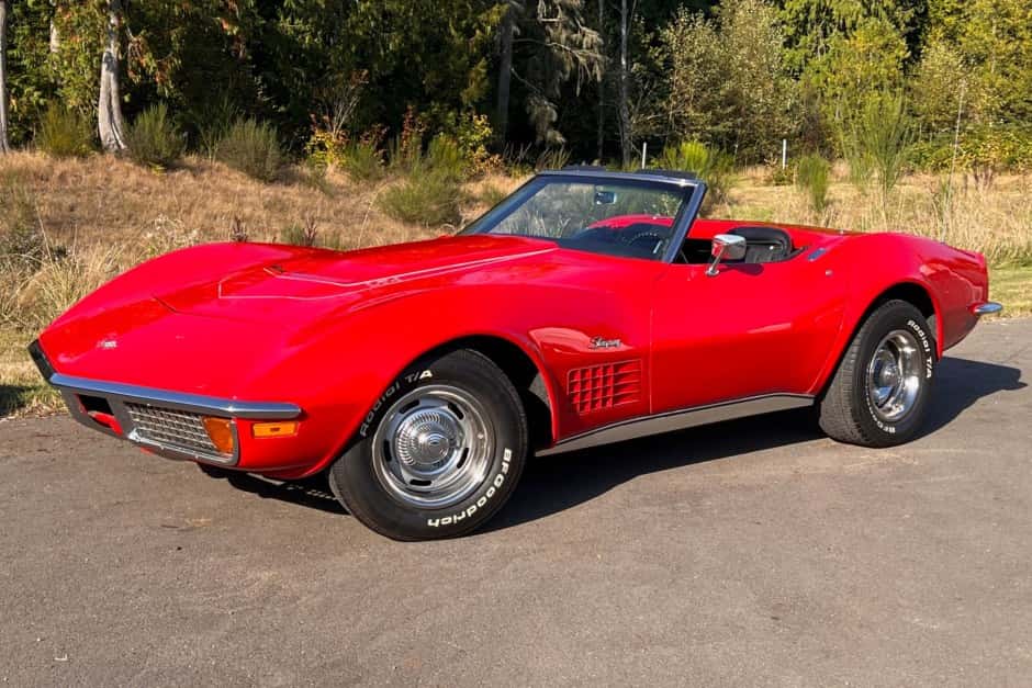 1972 Chevrolet Corvette C3 sold for $27,500