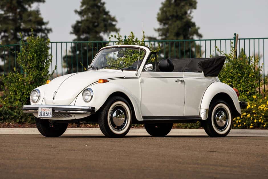 1978 Volkswagen Super Beetle sold for $14,000