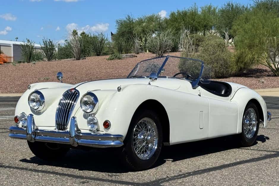 1955 Jaguar XK140 sold for $52,500