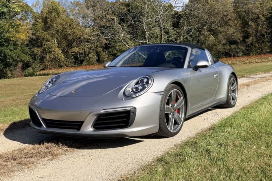 2017 Porsche 991 911 (Non-Turbo/GT2/GT3) sold for $111,000