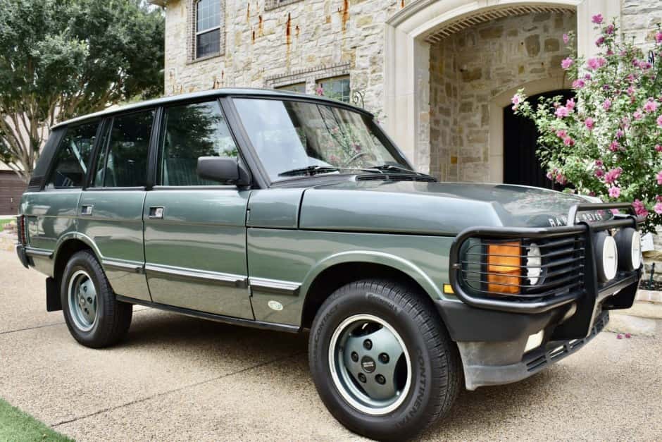 1988 Land Rover Range Rover Classic sold for $25,750