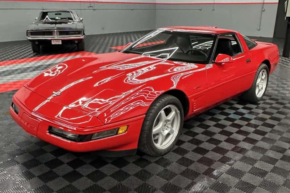 1995 Chevrolet Corvette C4 ZR-1 sold for $69,553