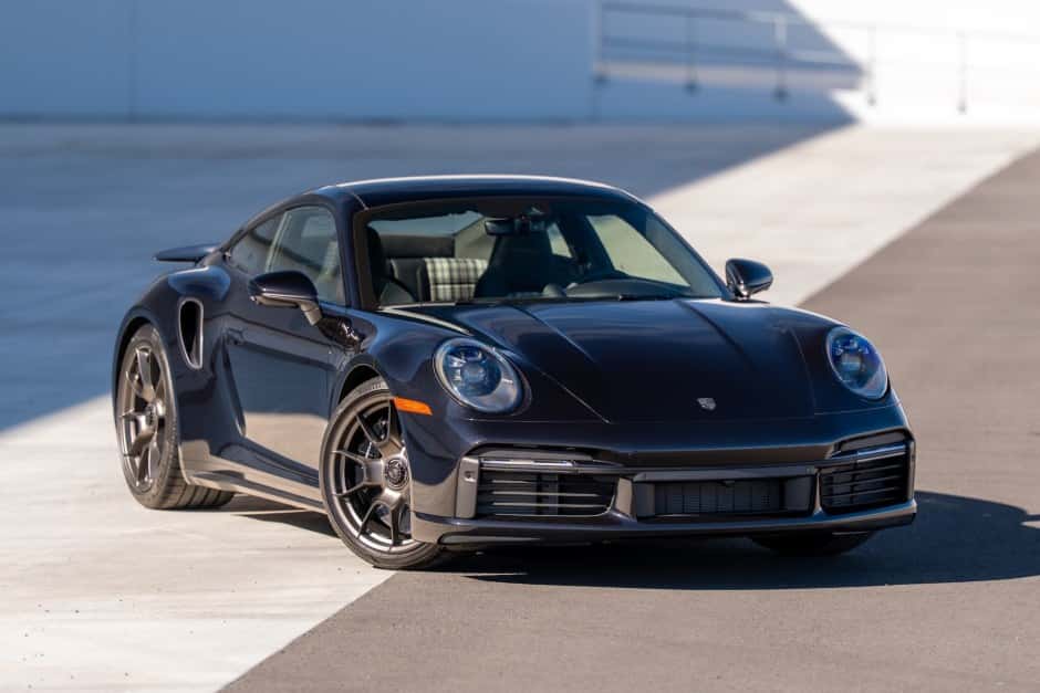 2025 Porsche 992 Turbo sold for $325,000