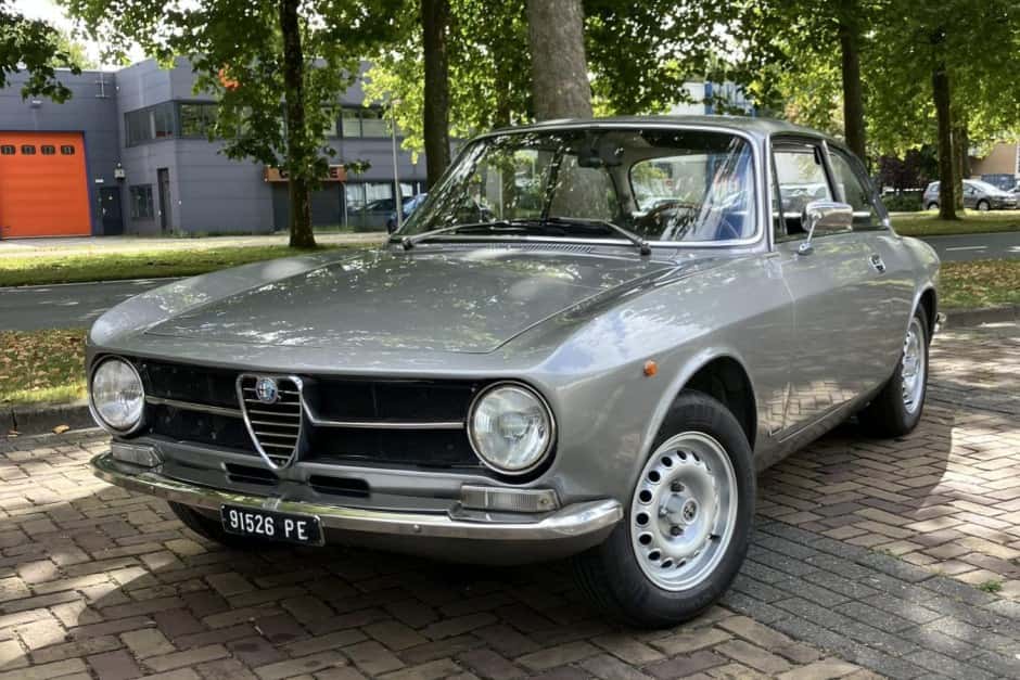 1971 Alfa Romeo 105/115 Series Coupe sold for €20,771