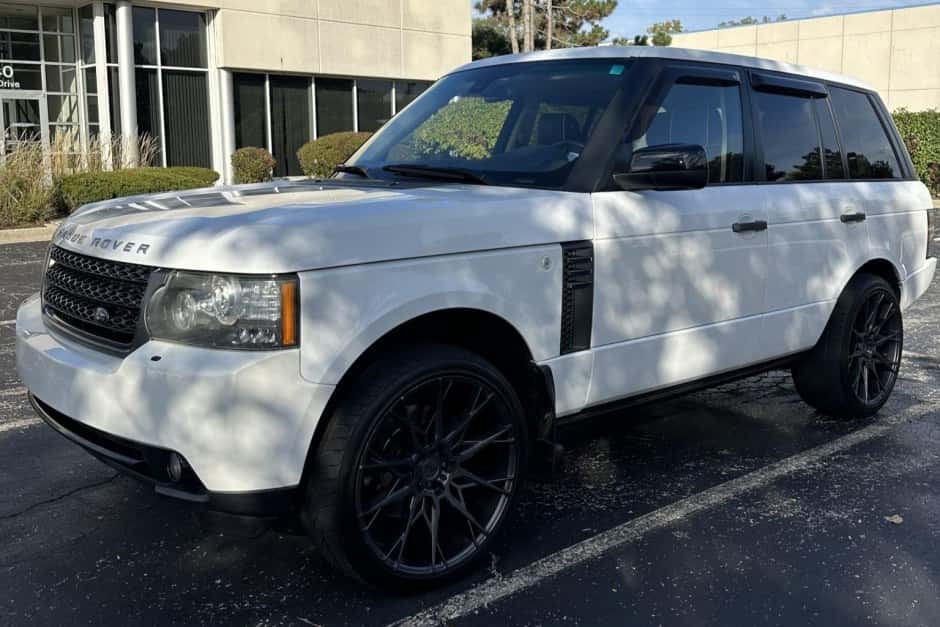 2011 Land Rover Range Rover L322 sold for $14,000