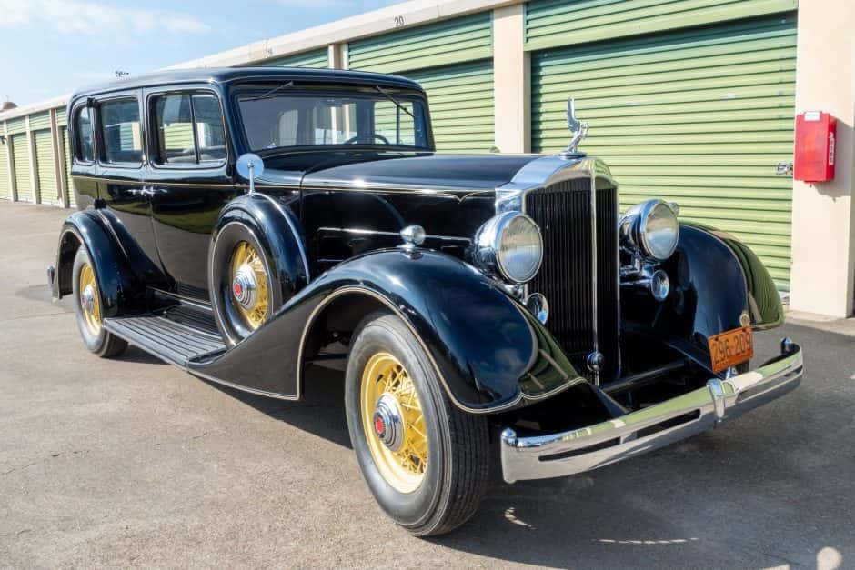 1934 Packard Eight sold for $32,500