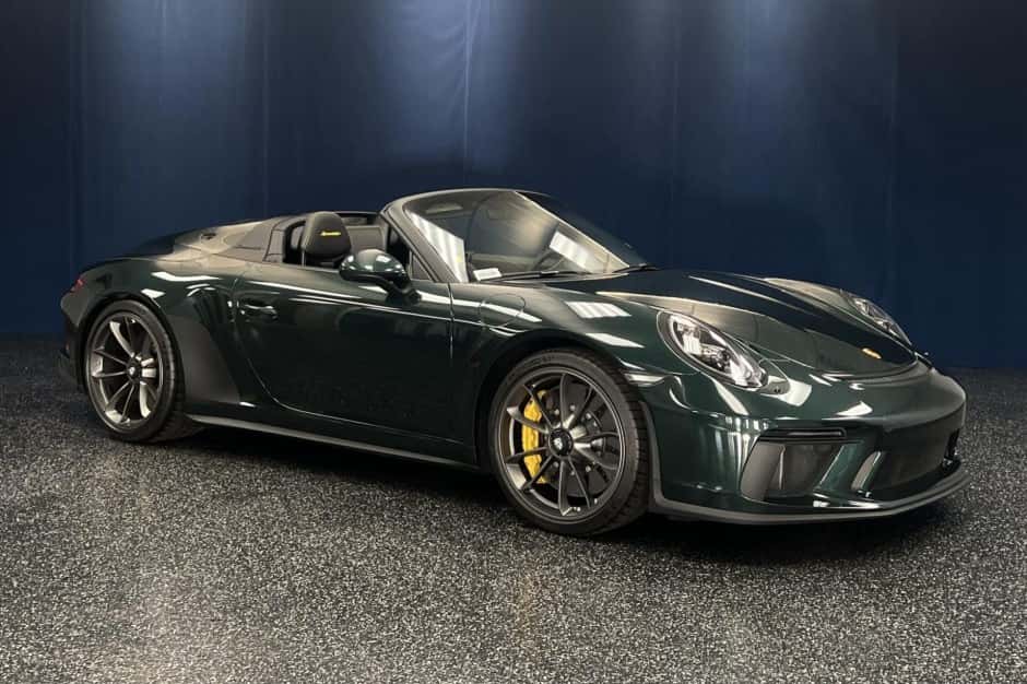 2019 Porsche 911 Speedster sold for $520,000