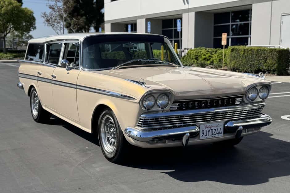 1960 AMC & Rambler Ambassador sold for $18,000