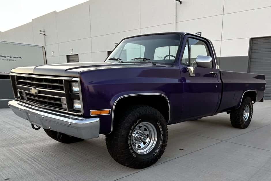 1985 Chevrolet C/K (1973-1991) sold for $10,250