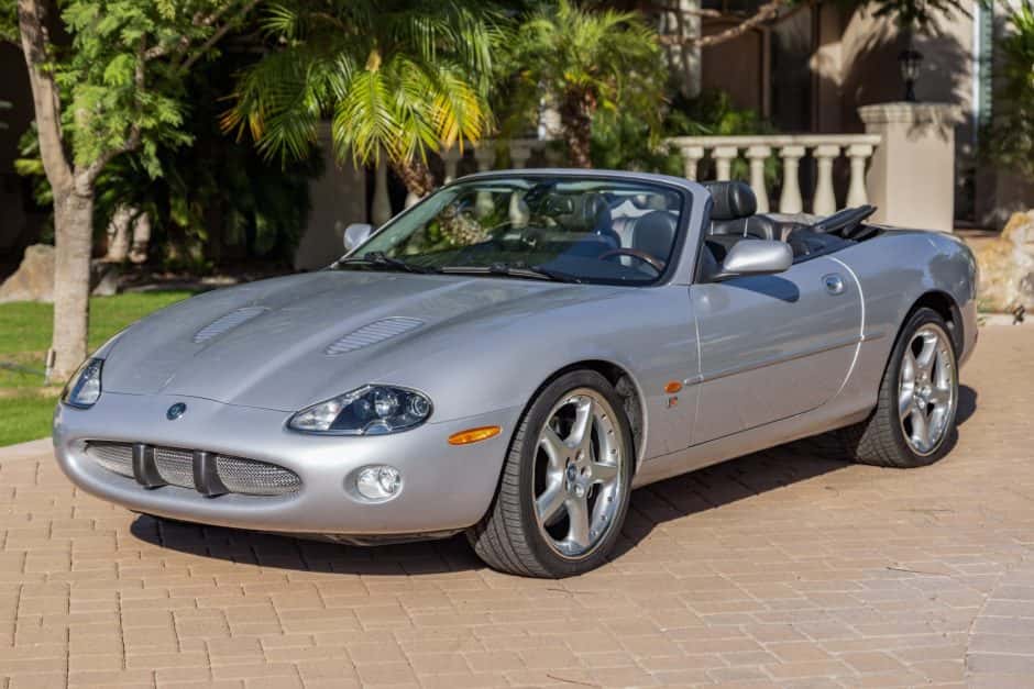 2003 Jaguar XKR sold for $17,600