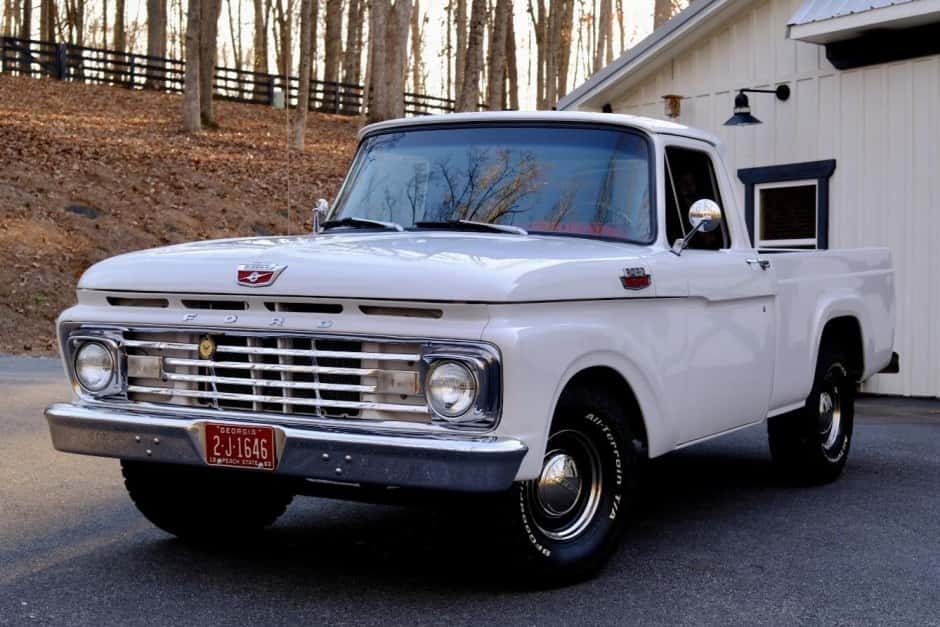 1963 Ford F-Series 1961-1966 sold for $17,000