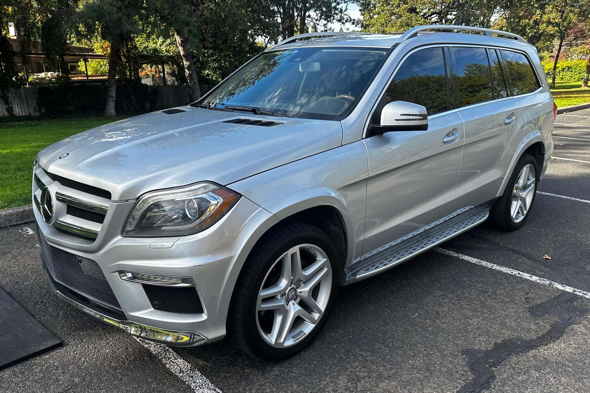 2013 Mercedes-Benz GL-Class sold for $11,100