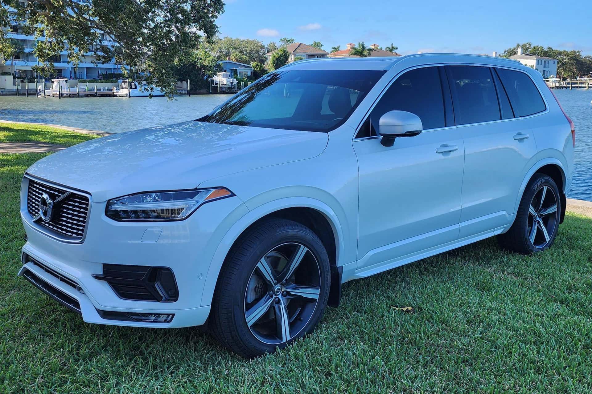2017 Volvo XC90 sold for $16,790
