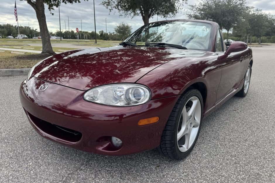 2003 Mazda NB MX-5 Miata sold for $13,000
