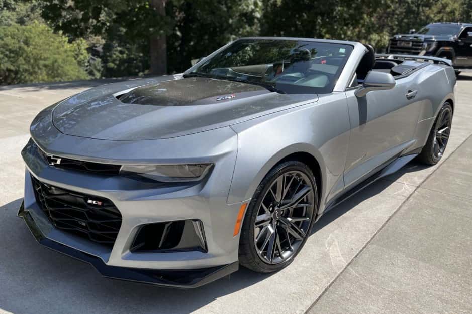 2024 Chevrolet Camaro 6th Generation 2016-2024 sold for $71,500