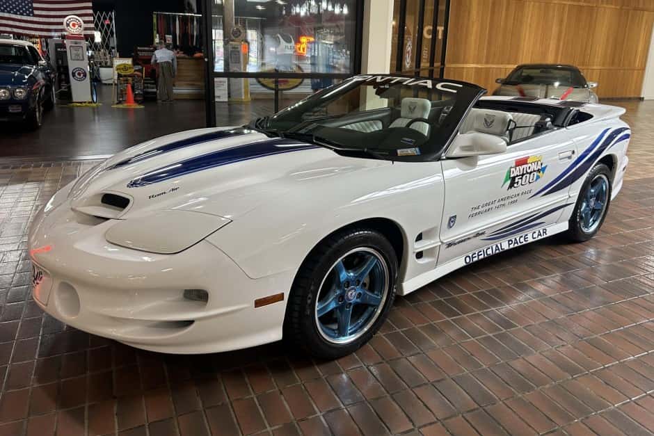 1999 Pontiac Firebird (1993-2002) sold for $37,650