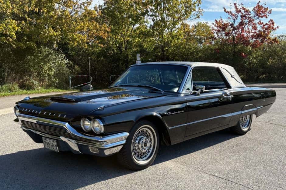 1964 Ford Thunderbird (1964-1966) sold for $14,000