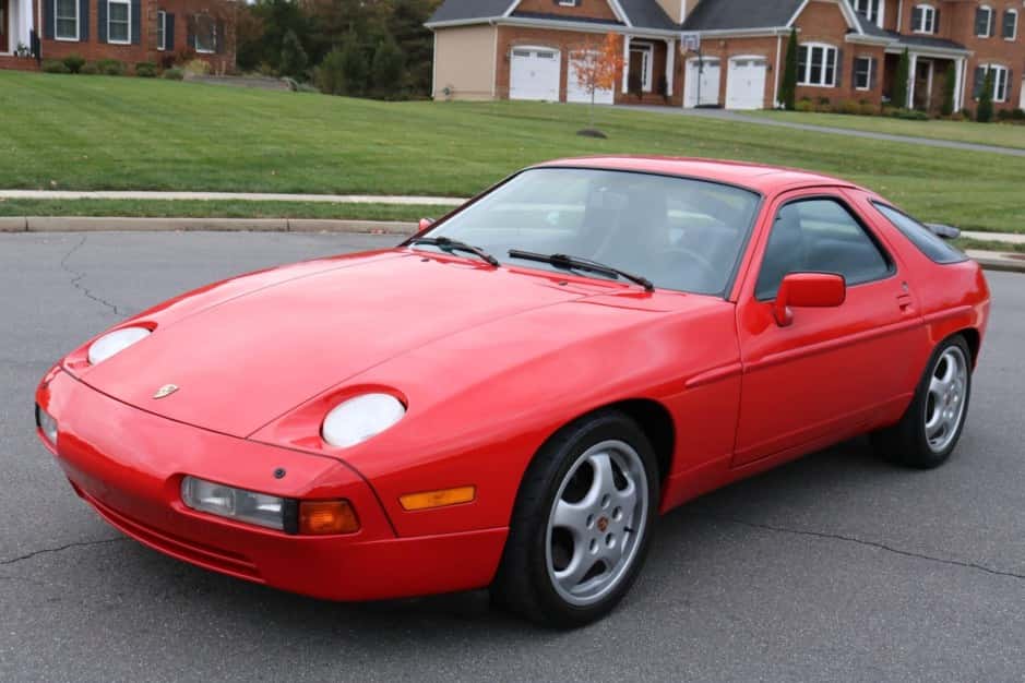 1987 Porsche 928 sold for $45,300