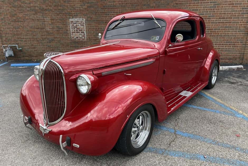 1938 Plymouth Deluxe/Special Deluxe sold for $18,250