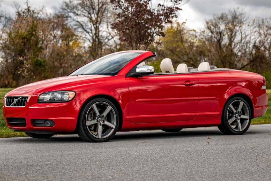 2008 Volvo C70 sold for $13,670